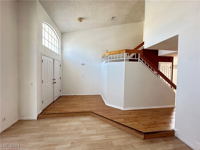 Building Photo - 2616 Frontera Rd