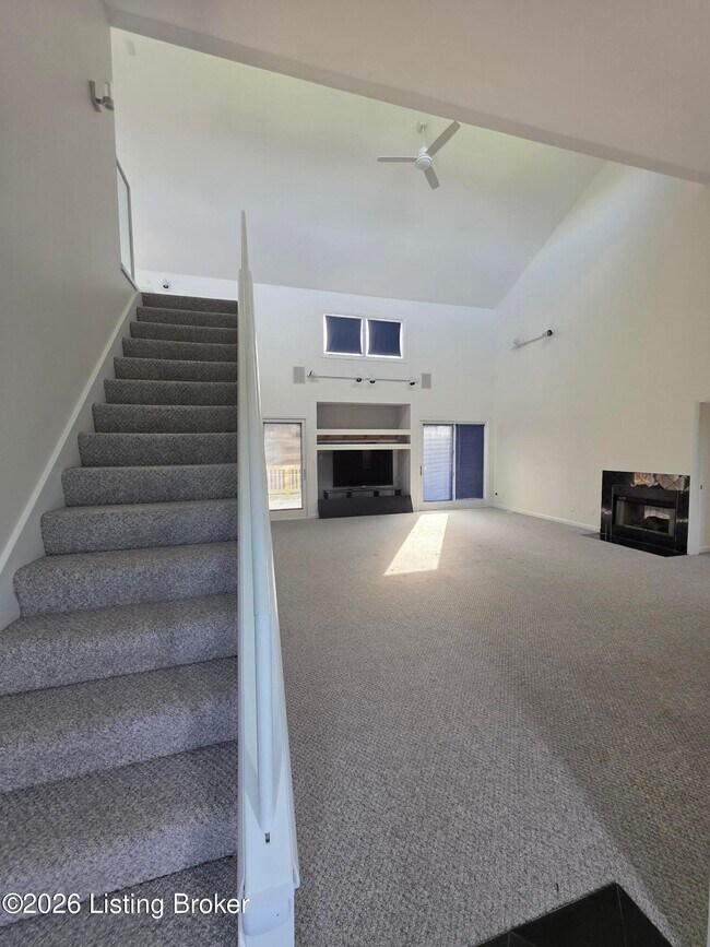 Foto del edificio - 2728 Taylorsville Rd