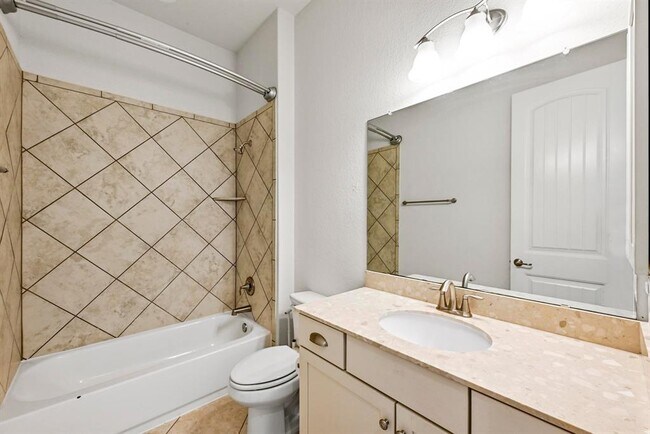 Foto del edificio - 308 Montalcino Blvd