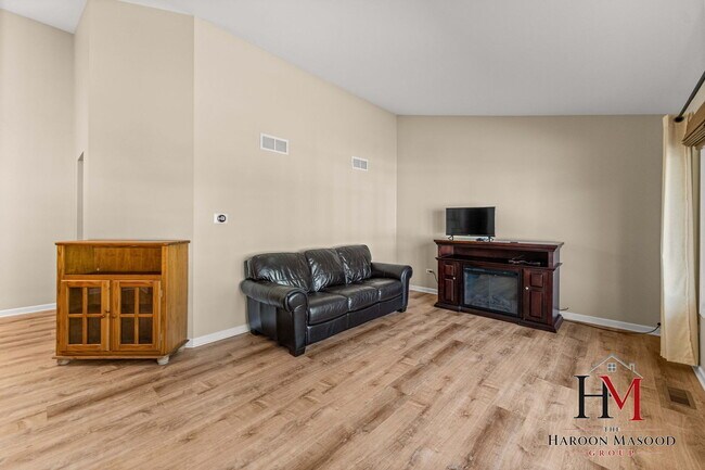 Foto del edificio - 9241 Windsor Pkwy