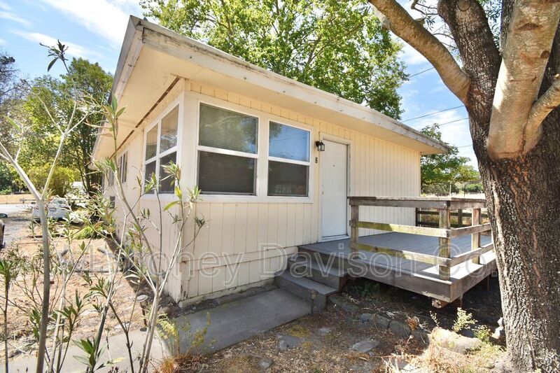 2800 Western Ave Unit 2, Petaluma, CA 94952 Condo for Rent in