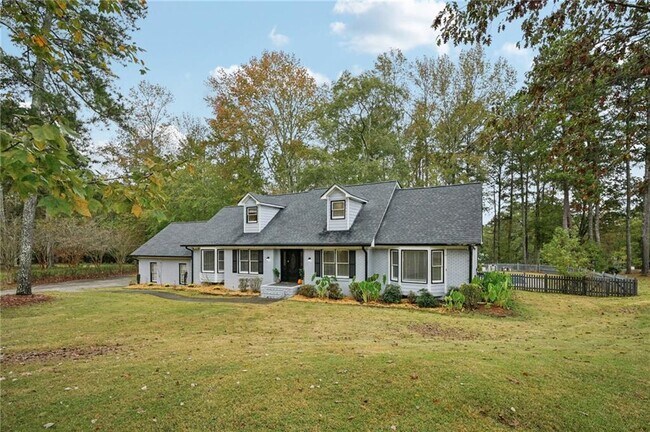 Building Photo - 7379 N Mitchell Ct