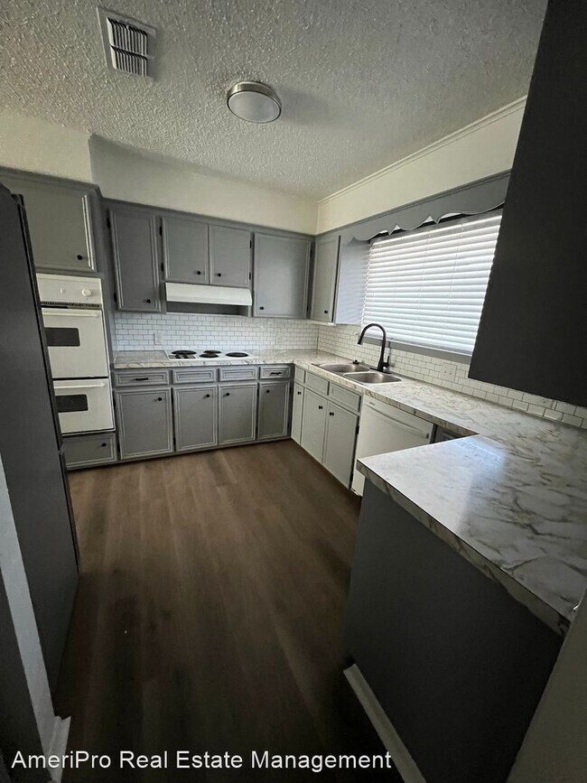 Foto del edificio - 3 br, 2 bath House - 113 Shalimar Dr.