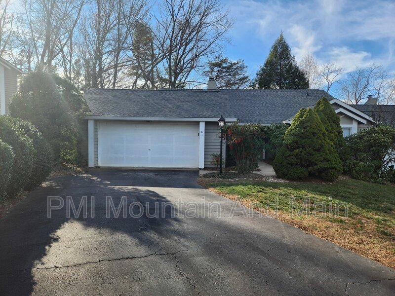 Primary Photo - 21 Cedarcliff Cir