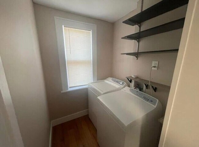 Foto del edificio - 120 N 9th St