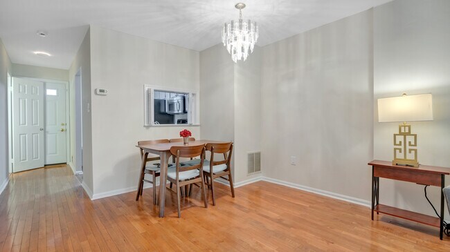 Building Photo - 6505 Brick Hearth Ct