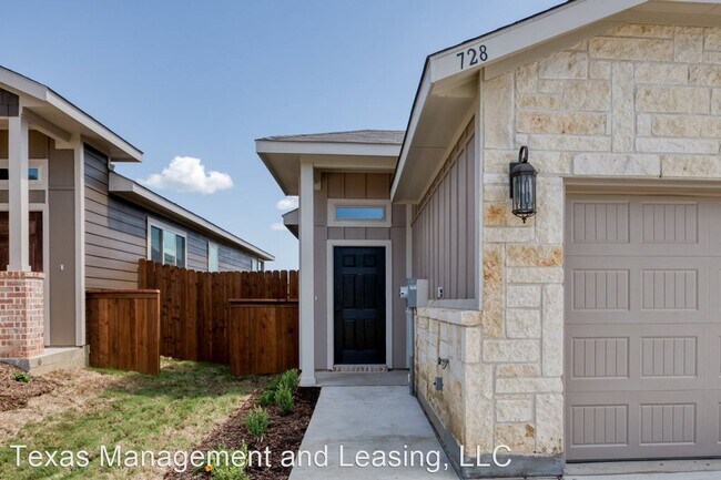 Foto del edificio - 3 br, 2 bath House - 728 Harvest Moon Drive
