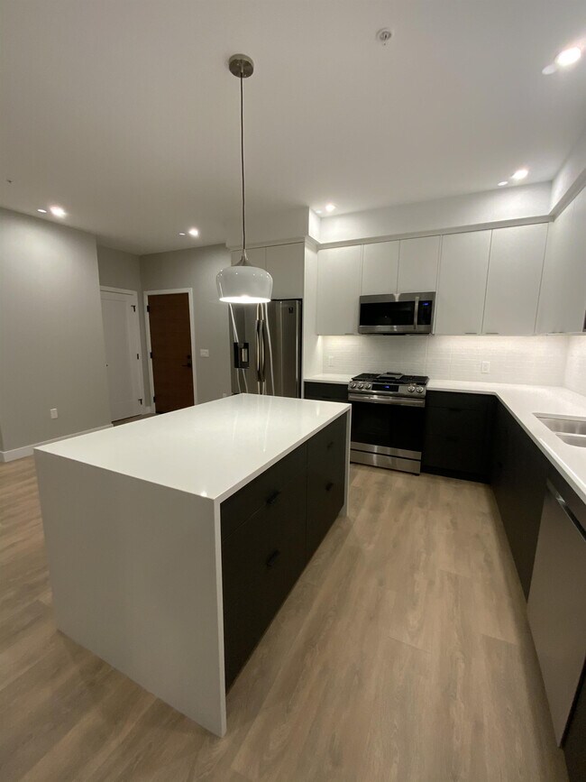 Photo du bâtiment - 967 Whirlaway Cres