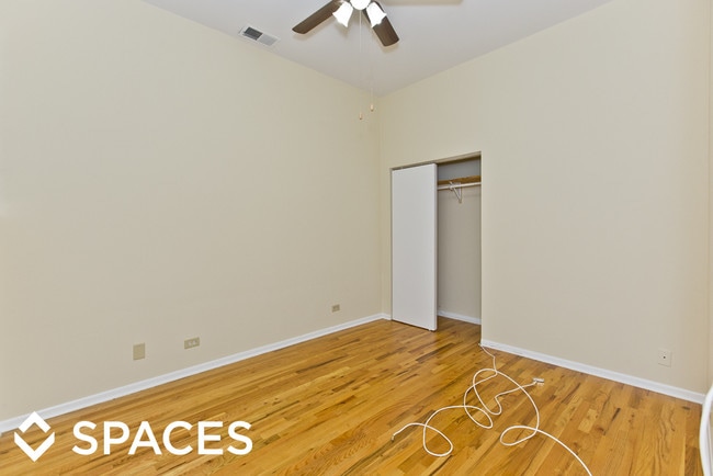 Building Photo - 1509 W Fullerton