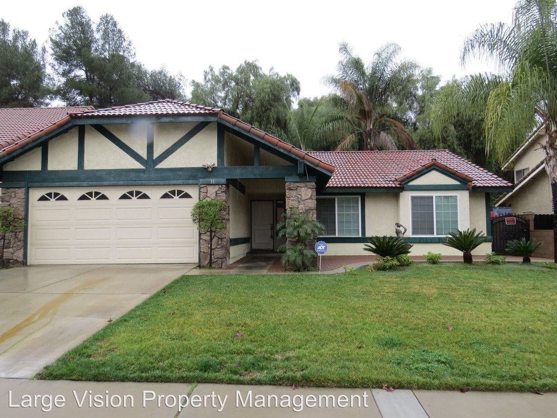 Primary Photo - 3 br, 2 bath House - 31 Sage Canyon Road