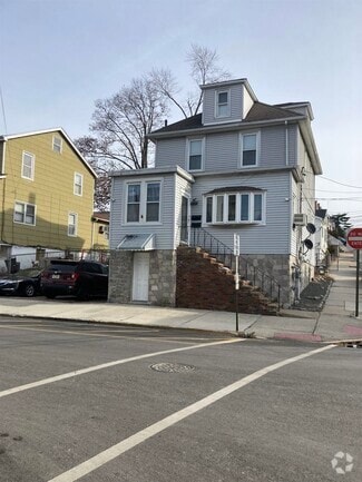 Building Photo - 8100 Grand Ave
