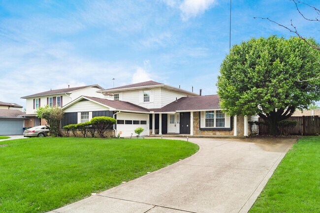 Foto del edificio - 2715 Kenview Rd S