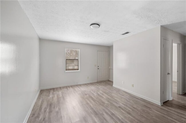 Foto del edificio - 1007 New Lacy St