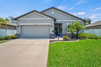 Building Photo - 3920 Loon Ln