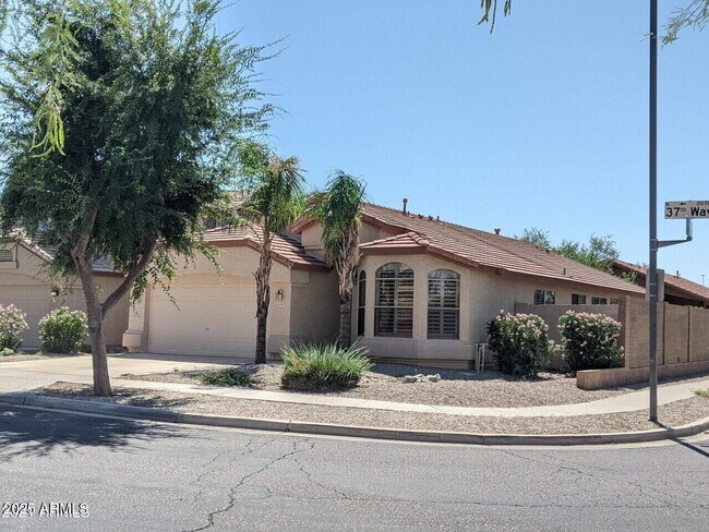 Building Photo - 20701 N 37th Way