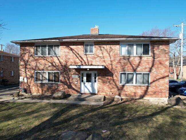 Foto del edificio - 2506 Brentwood Pky