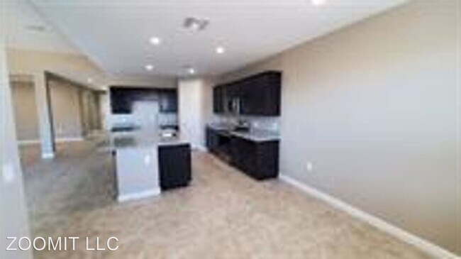 Foto del edificio - 3 br, 2.5 bath House - 37921 West Santa Mo...