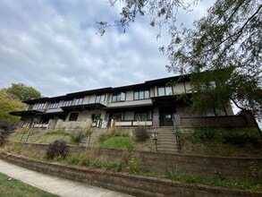 Building Photo - 30 N Lucas St