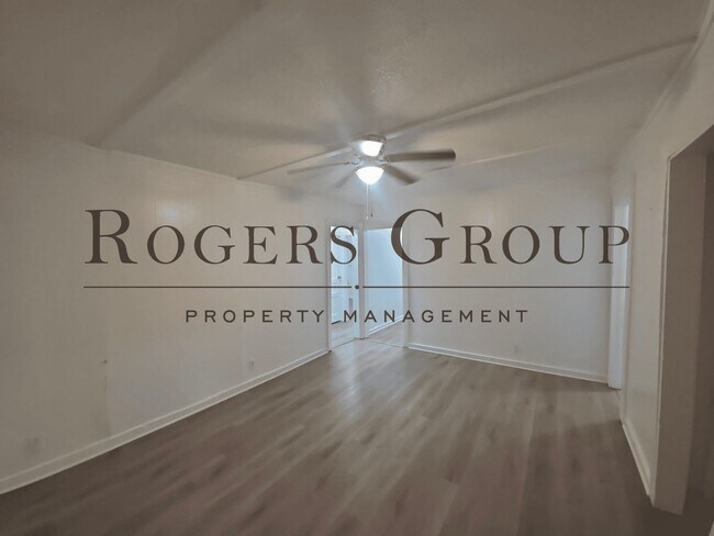 Building Photo - 803 Roberson St