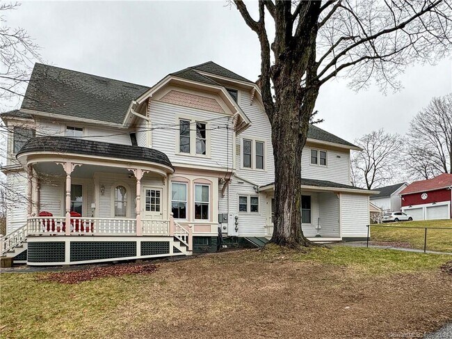 Building Photo - 23 Whittlesey Ave