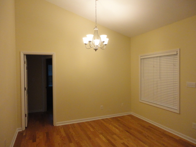 Building Photo - 507 Devereaux Lane