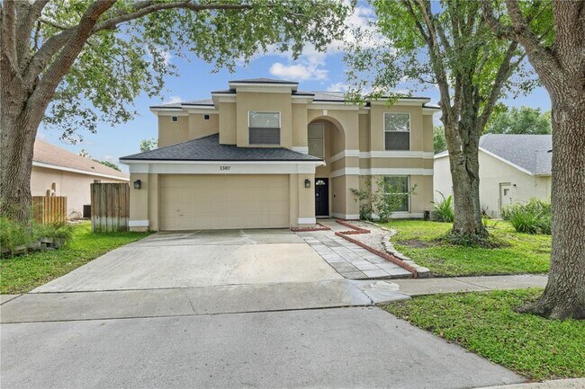 Building Photo - 1307 Lochbreeze Way