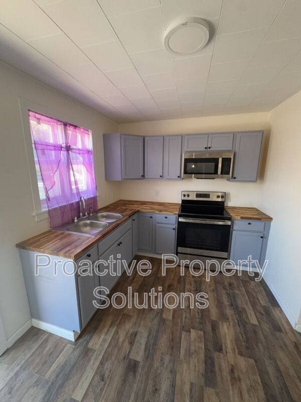 Foto del edificio - 221 Dunmore St
