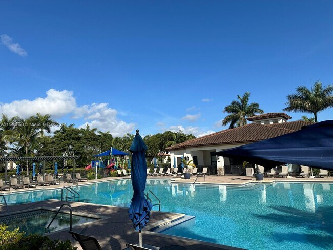 Foto del edificio - 11417 SW 250th St