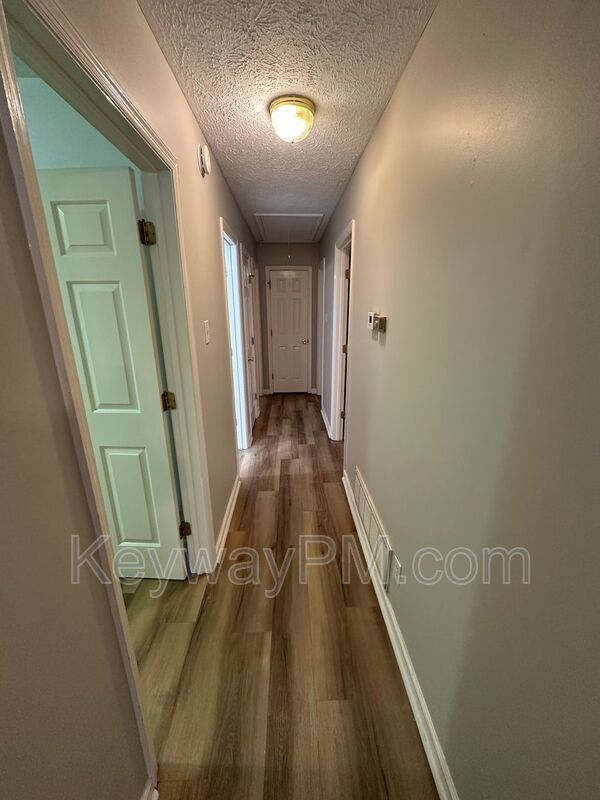 Foto del edificio - 48 Bluff Pointe Way