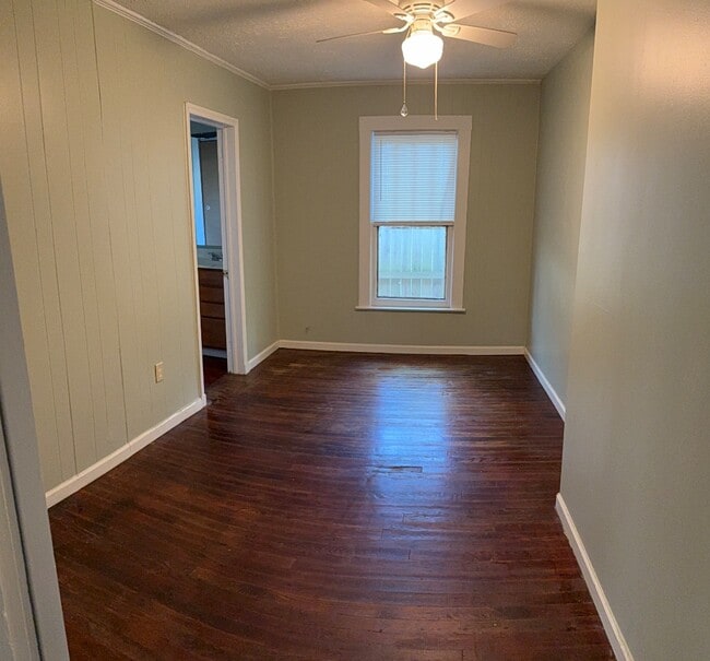 Building Photo - 3514 Spencer St