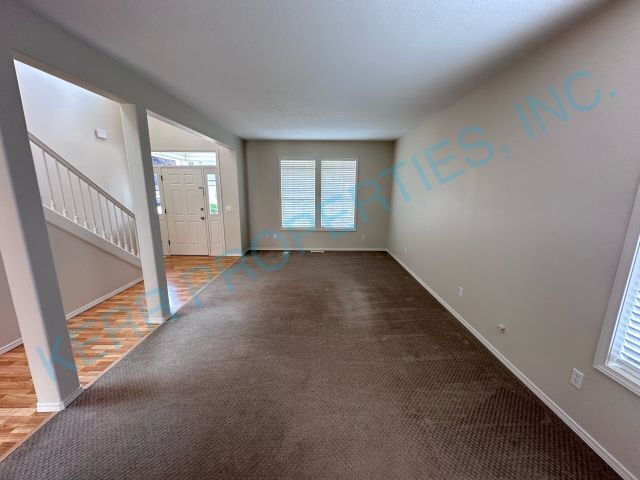 Foto del edificio - Charming Clackamas Retreat: Spacious 3-Bed...