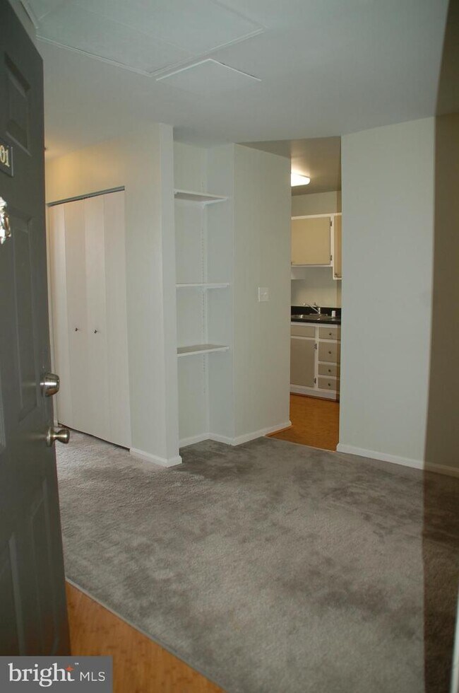 Foto del edificio - 2028 Mt Royal Terrace