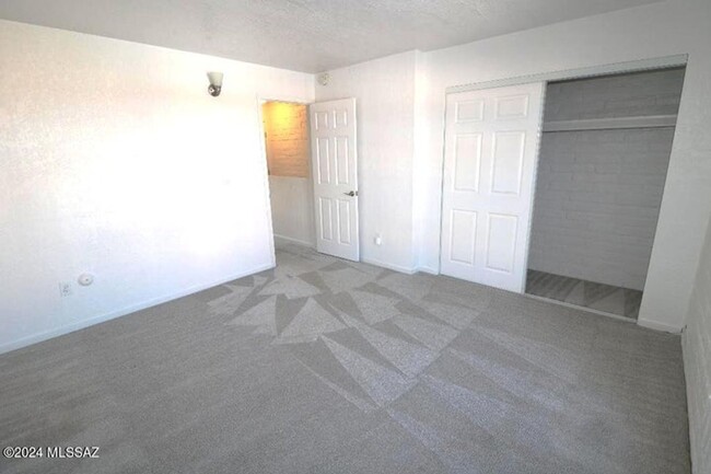 Foto del edificio - Central 2 story townhome, 2 bed 2 bath