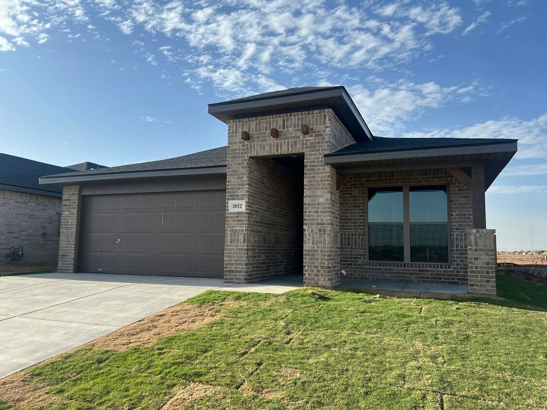 Foto principal - 3012 140th St