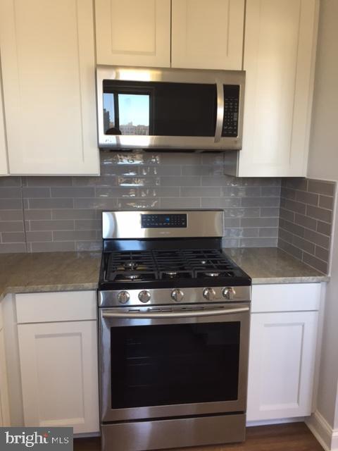 Building Photo - 8315 N Brook Ln