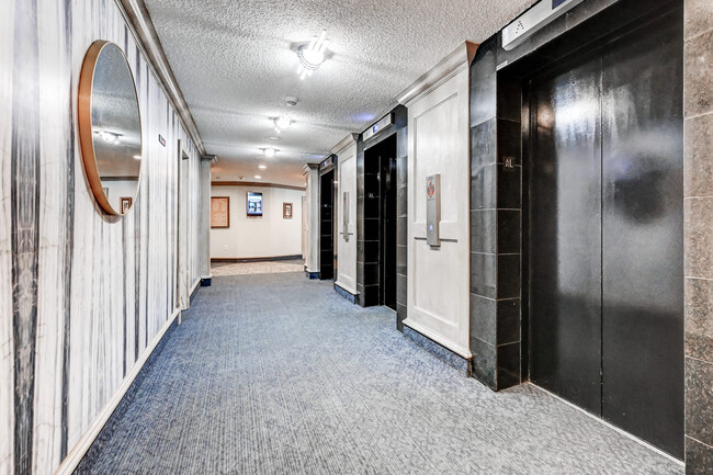 Building Photo - 205 E Joppa Rd