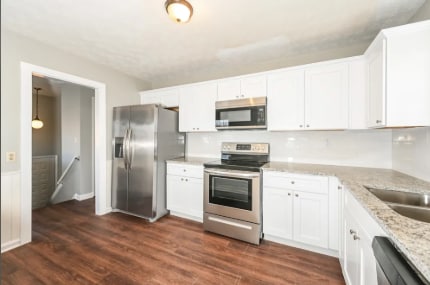 Building Photo - 2695 Rockdale Dr