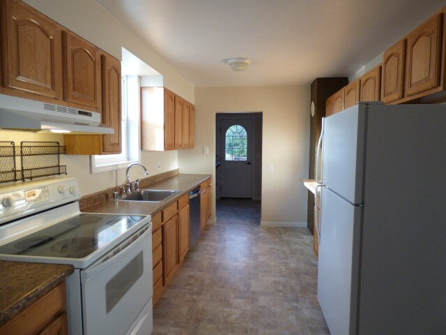 Building Photo - 307 W Virginia St