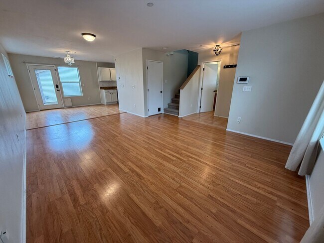 Foto del edificio - 3 Bedroom DuPont Home for Rent
