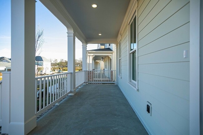 Building Photo - 3013 Long Br Cir