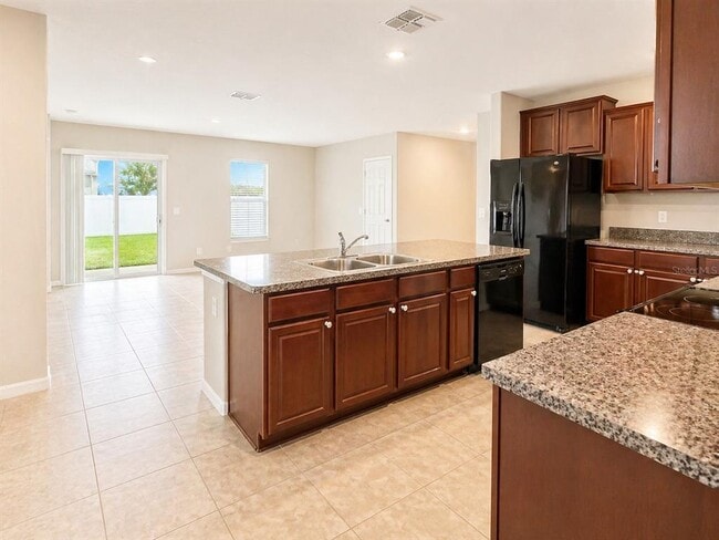 Foto del edificio - 7406 Rosy Periwinkle Ct