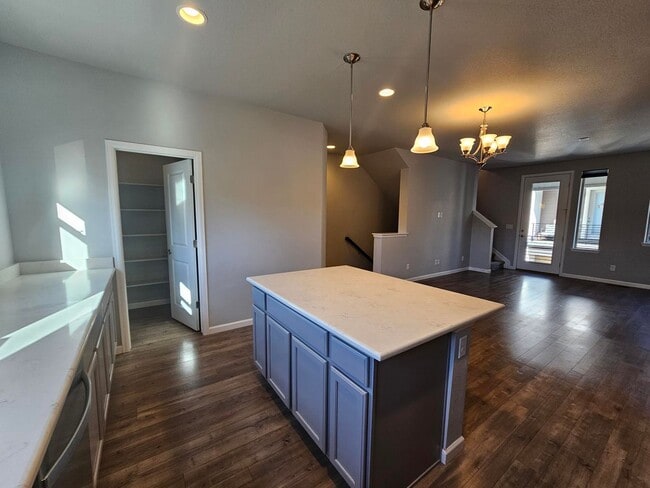 Foto del edificio - Contemporary townhome in Great Location