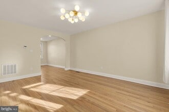 Building Photo - 2205 Observatory Pl NW