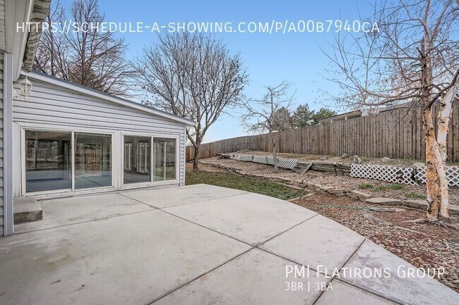 Building Photo - 8353 Dudley Ct