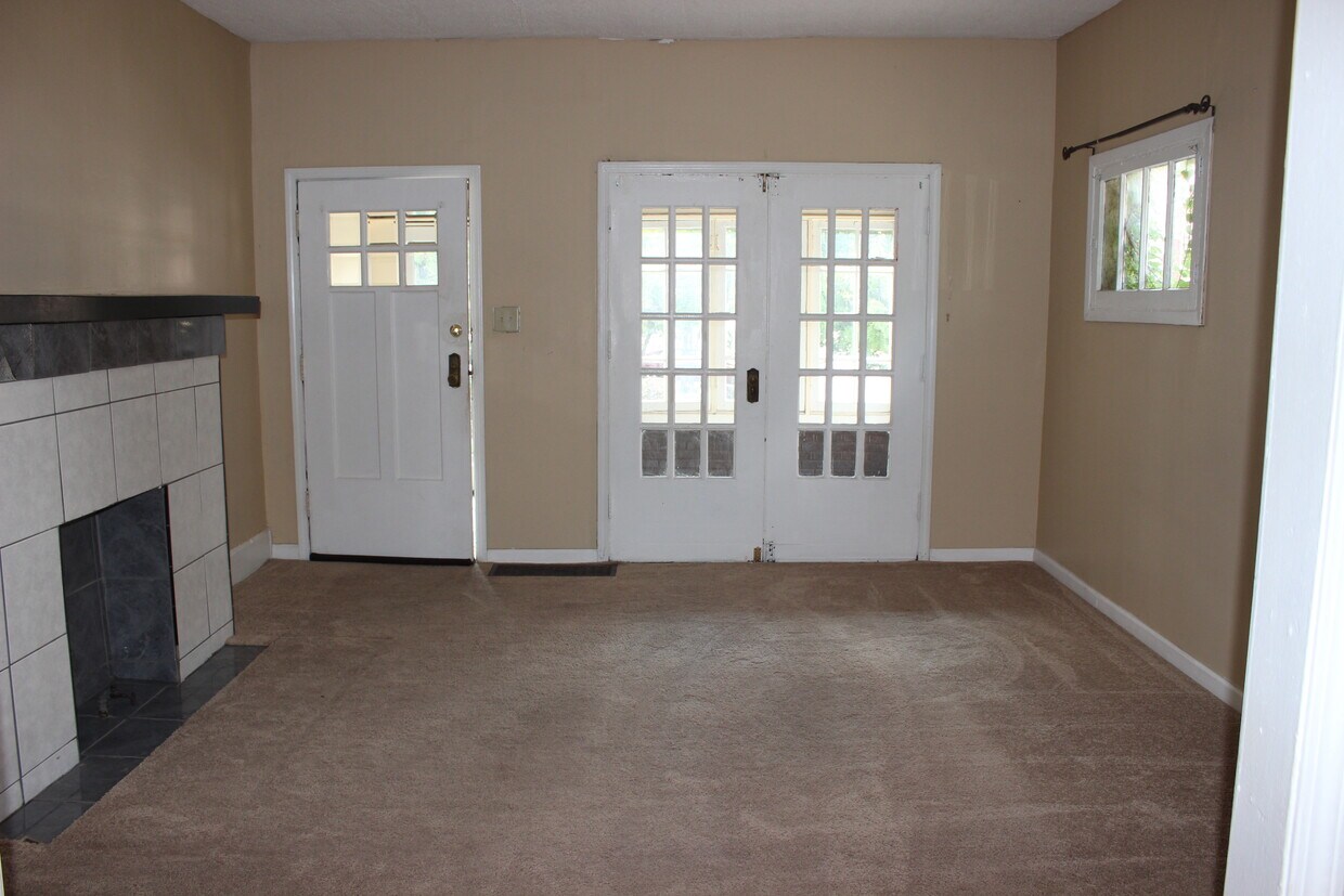 Foto principal - 2035 N Pennsylvania St