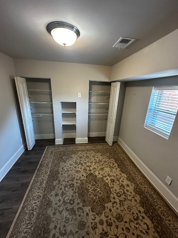 Building Photo - 402 Livingston Pt