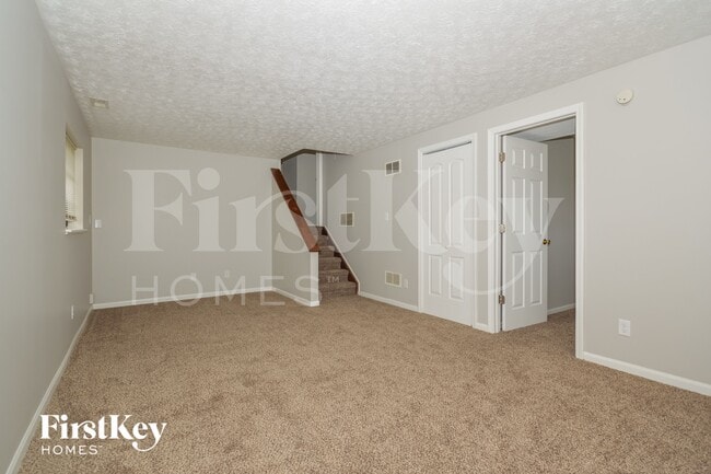 Building Photo - 4030 Harmony Dr