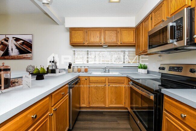 Building Photo - 6100 Springleaf Circle