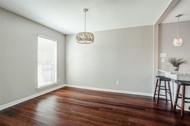 Building Photo - 10537 Sandpiper Ln