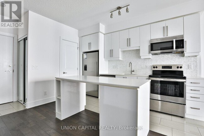 Photo du bâtiment - 9191 Yonge St